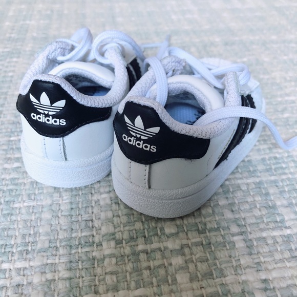 NEW Adidas Superstar Crib Shoes (baby) - Picture 3 of 5